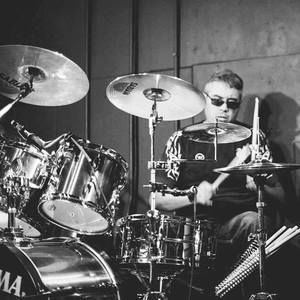 Meet your Posher, Efren